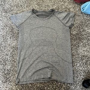 lululemon grey swiftly tech 2.0